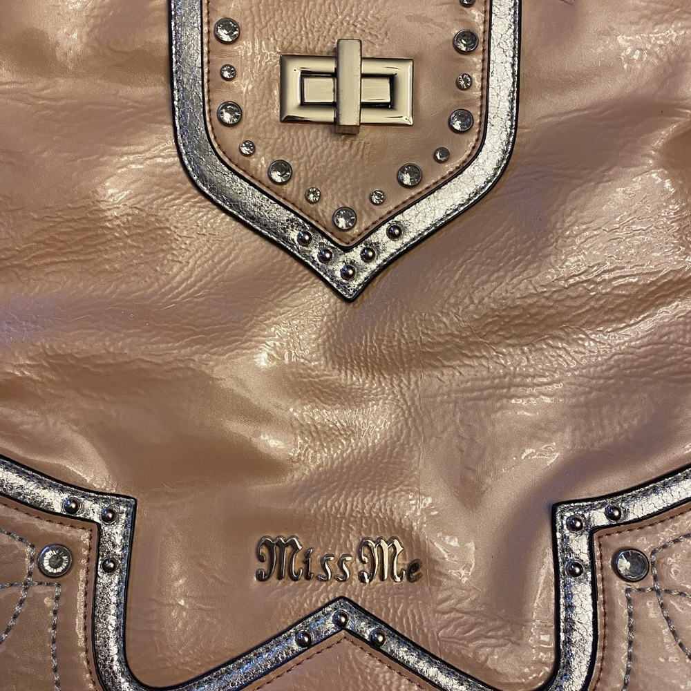 Miss Me Crossbody - Picture 5 of 8